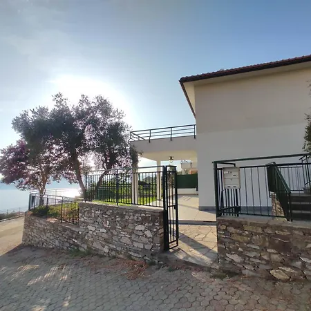 Casa Sant'andrea Вилла Кьявари